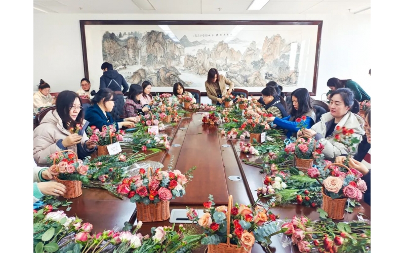 女神節(jié)丨女神插花，浪漫開(kāi)啟，共赴一場(chǎng)花與手作之約