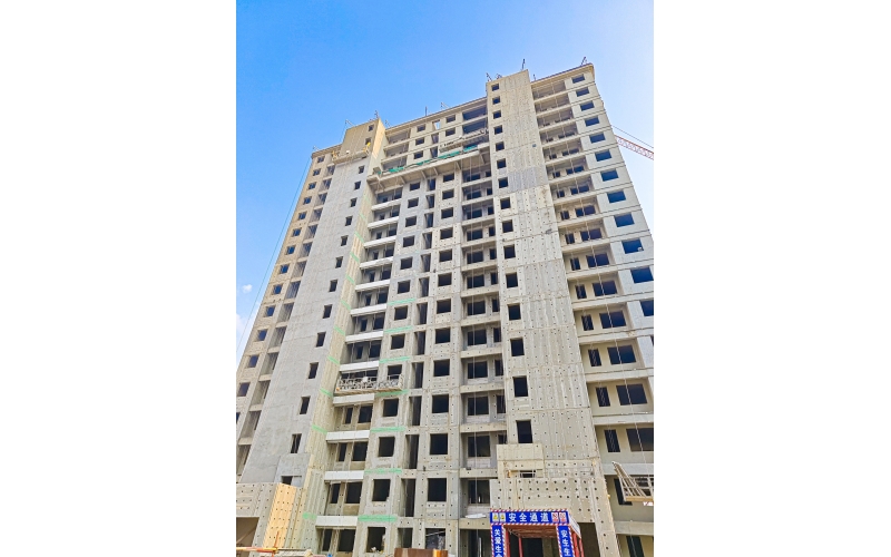 搶抓施工黃金期 河北鹽山項(xiàng)目“三伏天”里筑新家